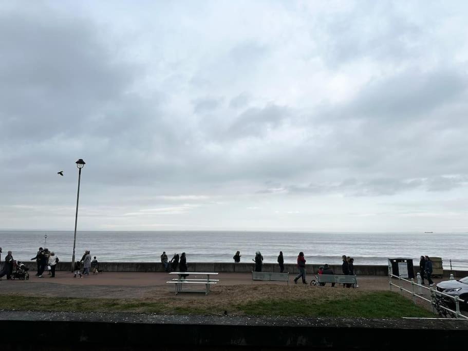 The Porty Beach House EDI Buitenkant foto